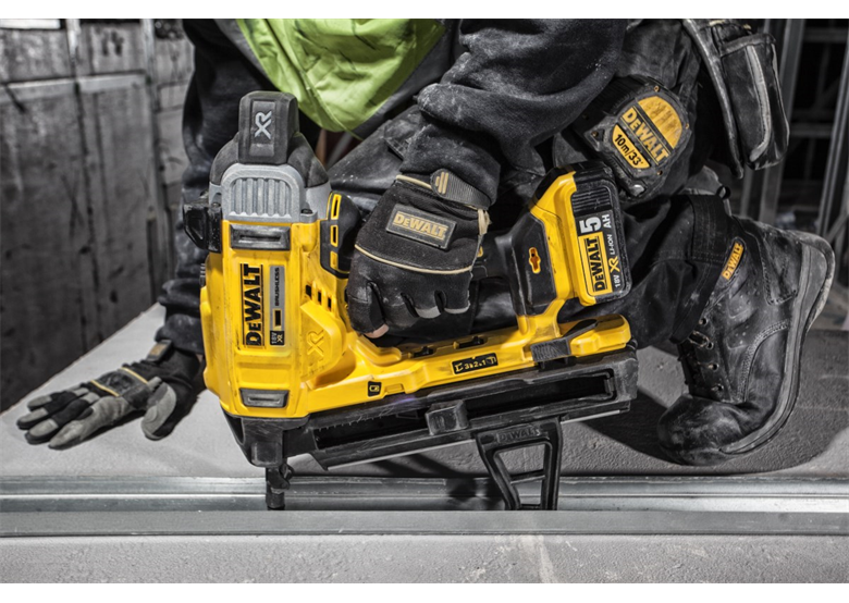 Betonnagler DeWalt DCN890P2